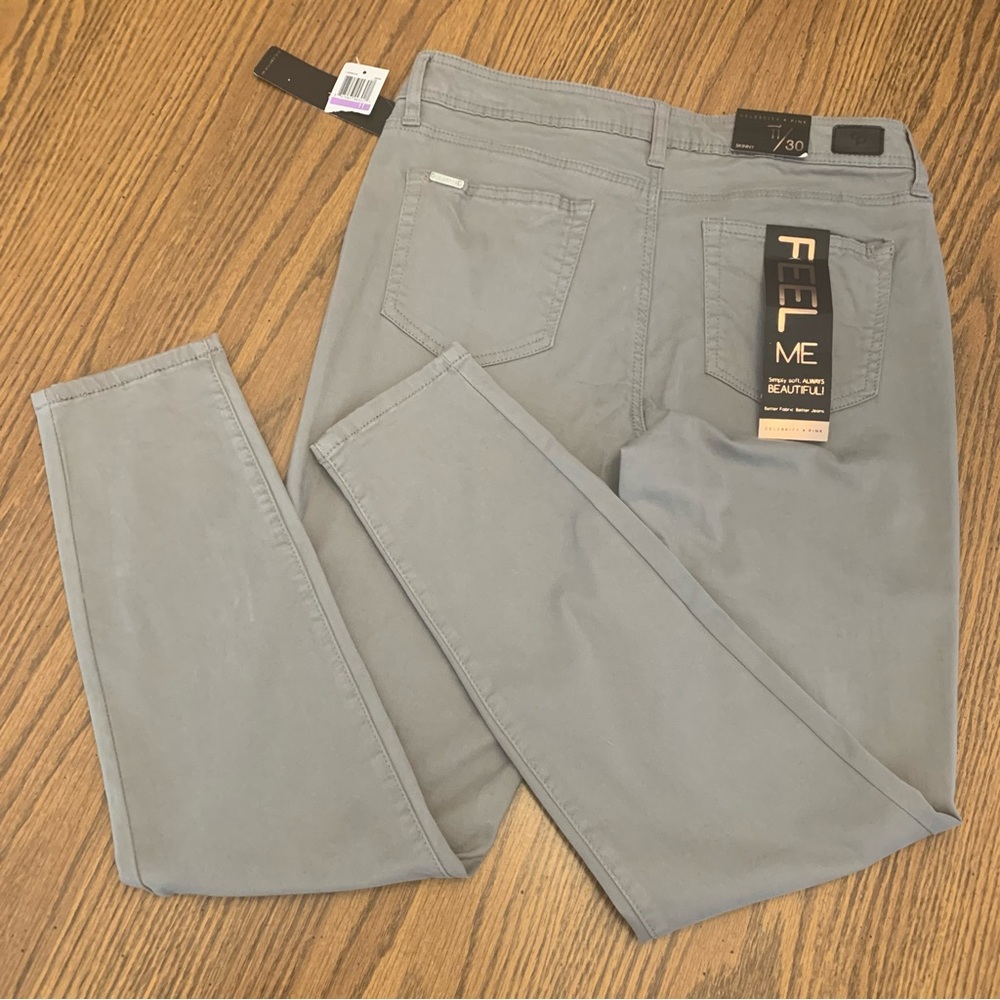 Celebrity Pink Size 11/30 Olive Color Jeans NWT - Picture 5 of 11